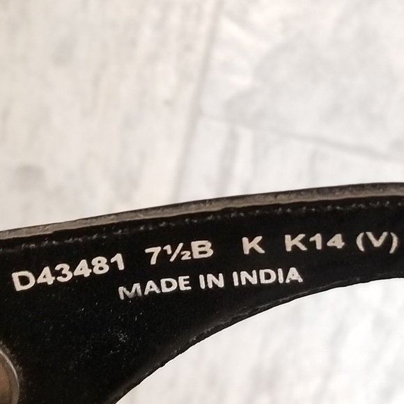 Cole Haan Zebra Stripe Flip Flops Size - Picture 5 of 5